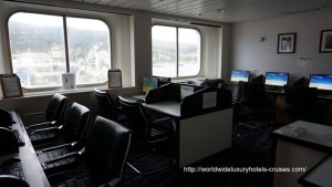 Paul Gauguin Cruises Tahiti & Society Islands Luxury Travel Virtuoso Izumi Ogawa Trip agent vacation advisor Vision French Polynesia Cruise ship boat