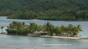 Paul Gauguin Cruises Tahiti & Society Islands Luxury Travel Virtuoso Izumi Ogawa Trip agent vacation advisor Vision French Polynesia Cruise ship boat huahine