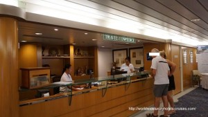 Paul Gauguin Cruises Tahiti & Society Islands Luxury Travel Virtuoso Izumi Ogawa Trip agent vacation advisor Vision French Polynesia Cruise ship boat