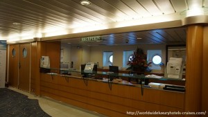 Paul Gauguin Cruises Tahiti & Society Islands Luxury Travel Virtuoso Izumi Ogawa Trip agent vacation advisor Vision French Polynesia Cruise ship boat