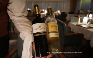 Paul Gauguin Cruises Tahiti & Society Islands Luxury Travel Virtuoso Izumi Ogawa Trip agent vacation advisor Vision French Polynesia Cruise ship boat tahaa
