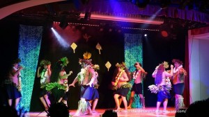 Paul Gauguin Cruises Tahiti & Society Islands Luxury Travel Virtuoso Izumi Ogawa Trip agent vacation advisor Vision French Polynesia Cruise ship boat ocean water sand beach Moorea shark stingray