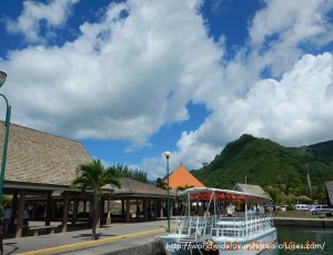 Paul Gauguin Cruises Tahiti & Society Islands Luxury Travel Virtuoso Izumi Ogawa Trip agent vacation advisor Vision French Polynesia Cruise ship boat ocean water sand beach Moorea shark stingray