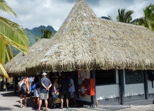 Paul Gauguin Cruises Tahiti & Society Islands Luxury Travel Virtuoso Izumi Ogawa Trip agent vacation advisor Vision French Polynesia Cruise ship boat ocean water sand beach Moorea shark stingray