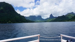 Paul Gauguin Cruises Tahiti & Society Islands Luxury Travel Virtuoso Izumi Ogawa Trip agent vacation advisor Vision French Polynesia Cruise ship boat Bora Bora ocean water sand beach Moorea