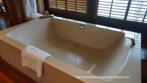 Four Seasons Resort overwater bungalow snorkel room bath bed Tahiti Society Islands Luxury Travel Virtuoso Izumi Ogawa Trip agent vacation advisor Vision French Polynesia Cruise ship boat Bora Bora ocean water sand beach