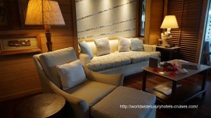 Four Seasons Resort overwater bungalow snorkel room bath bed Tahiti Society Islands Luxury Travel Virtuoso Izumi Ogawa Trip agent vacation advisor Vision French Polynesia Cruise ship boat Bora Bora ocean water sand beach
