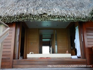 Four Seasons Resort overwater bungalow snorkel room bath bed Tahiti Society Islands Luxury Travel Virtuoso Izumi Ogawa Trip agent vacation advisor Vision French Polynesia Cruise ship boat Bora Bora ocean water sand beach