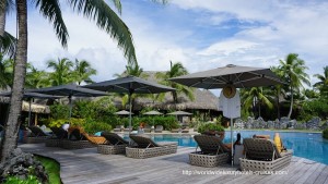 St. Regis Resort Bora Bora overwater bungalow snorkel room bath bed Tahiti Society Islands Luxury Travel Virtuoso Izumi Ogawa Trip agent vacation advisor Vision French Polynesia Cruise ship boat ocean water sand beach