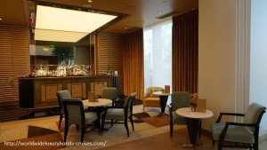 Waldorf Astoria Beverly Wilshire Hills Luxury Travel Virtuoso Izumi Ogawa Trip agent vacation advisor Vision California Rodeo Drive Shopping Hollywood Cut Restaurant Steak location movie stars pool bar celebrity pool bar view president bill Clinton blog