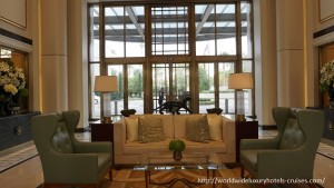 Waldorf Astoria Beverly Wilshire Hills Luxury Travel Virtuoso Izumi Ogawa Trip agent vacation advisor Vision California Rodeo Drive Shopping Hollywood Cut Restaurant Steak location movie stars pool bar celebrity pool bar view president bill Clinton blog