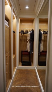 ラレゼルヴパリ　クローゼット