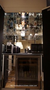 ラレゼルブパリ　ミニバー