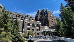 Izumi, Ogawa, Vision, travel, luxury, vacation, Alberta, Canada, Fairmont Banff Springs, Banff, hotel, property, virtuoso, amenities, food, restaurant, Mountain, agent, advisor, city, pool, hot spring, Bear, Canoe, Japanese, French, English, stay, night, bed, bathroom, suite, room, accommodation, hike, shopping, town