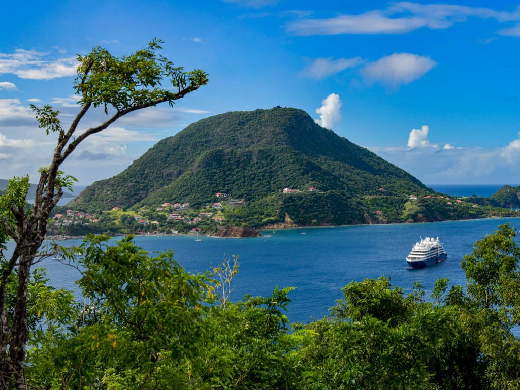 Ponant Explorations, Luxury Cruise